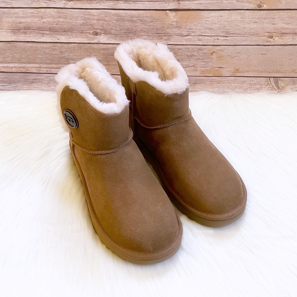 UGG Women’s Mini Bailey Snaps Chestnut Suede Boots - Picture 8 of 10